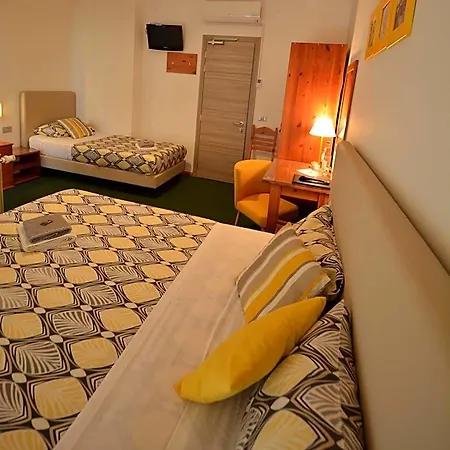 Hotel Valle Di Banne 3*