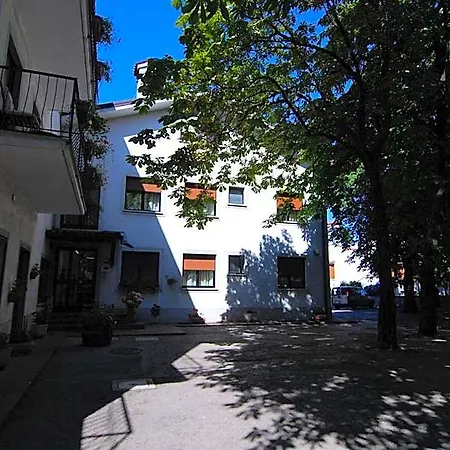 Valle Di Banne Hotel