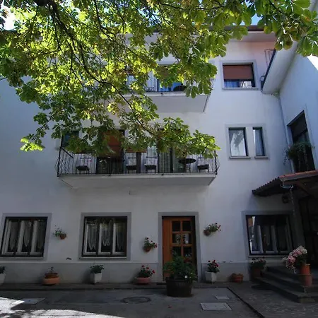 Valle Di Banne Hotel Terst
