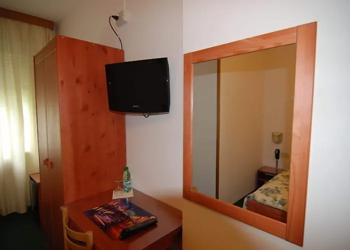 Hotel Valle Di Banne